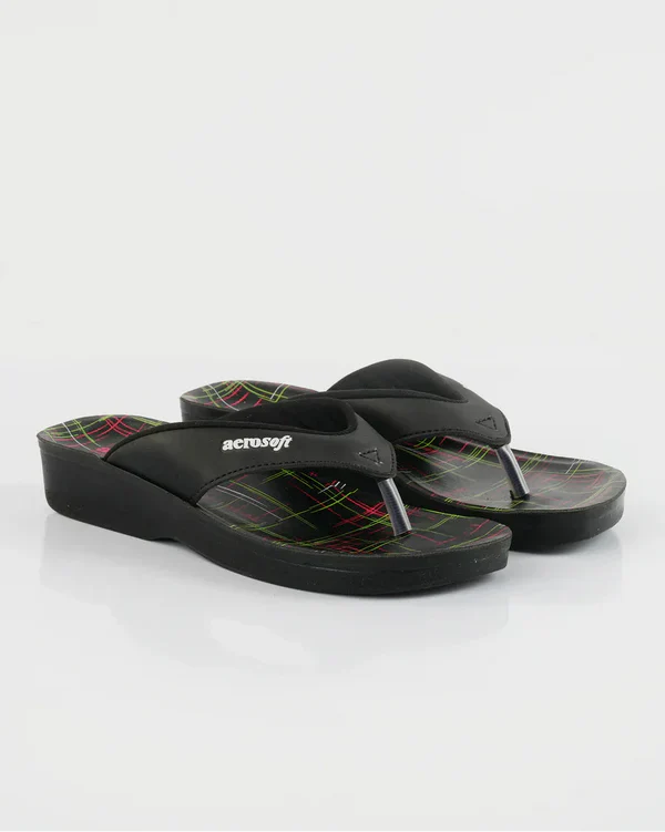 VelvaStep – Women’s Soft Style Everyday Slipper