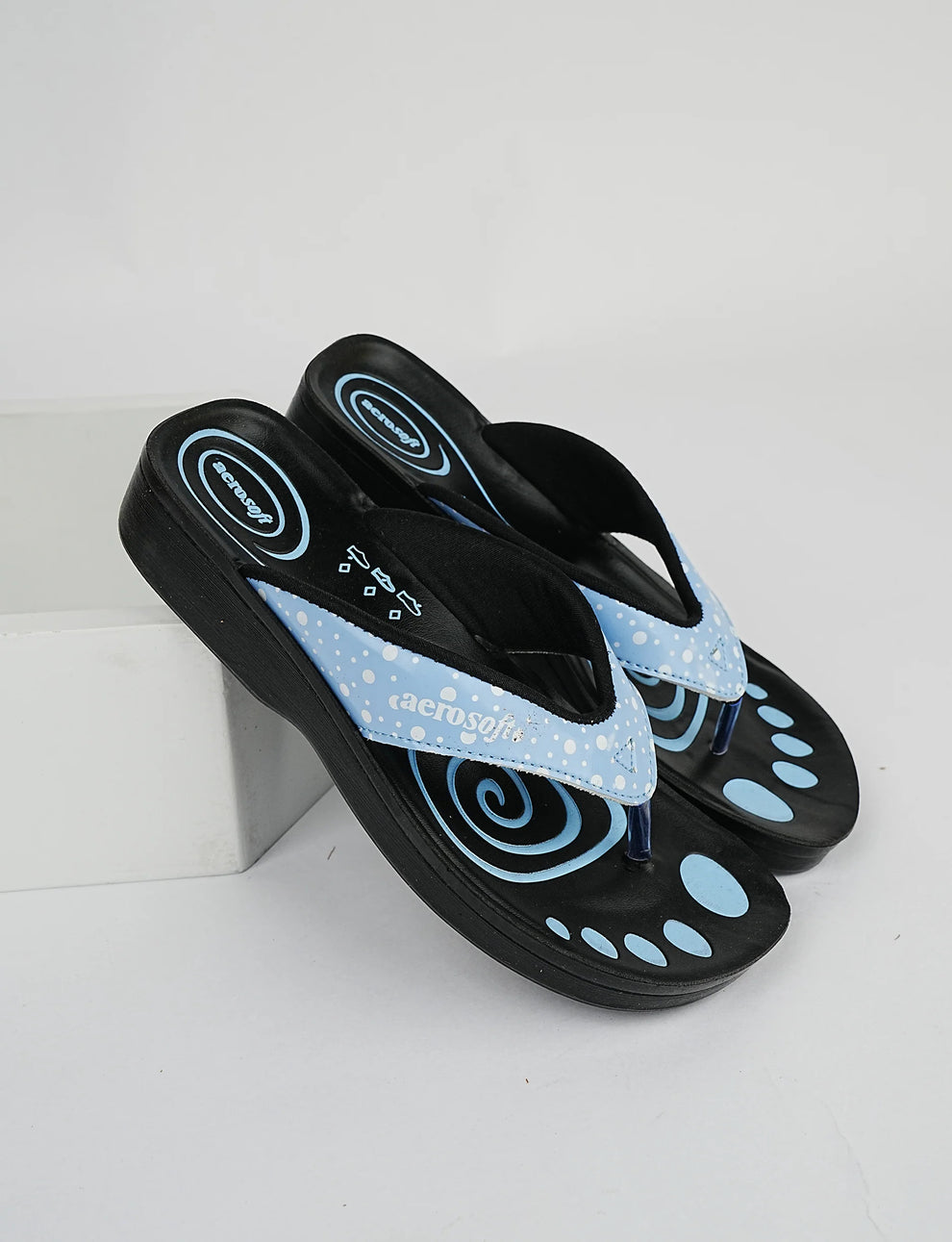 StyleEase – Women’s Everyday Comfort Slipper