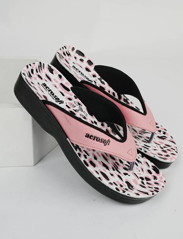 SoleCharm – Women’s Trendy Comfort Slipper