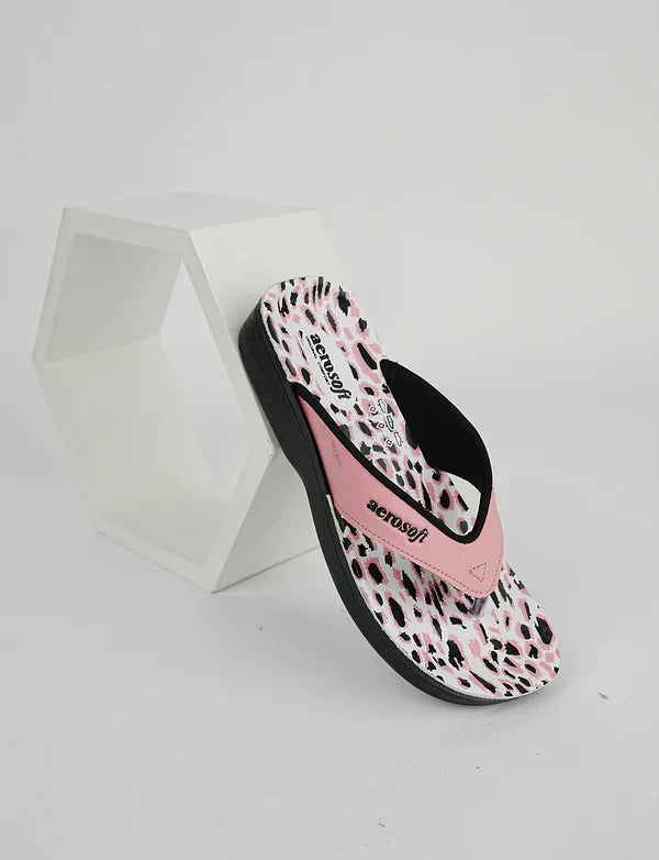 SoleCharm – Women’s Trendy Comfort Slipper