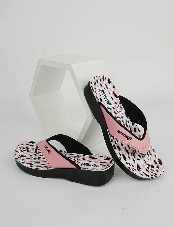 SoleCharm – Women’s Trendy Comfort Slipper