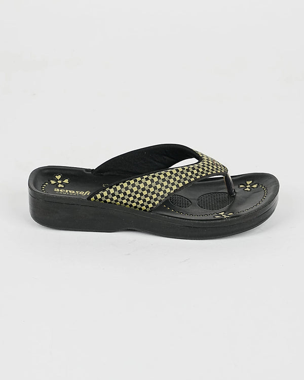 Velvet Ease – Women’s Soft & Stylish Slipper