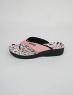 SoleCharm – Women’s Trendy Comfort Slipper