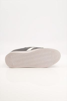 Man Pu Leather Black Sneaker second image