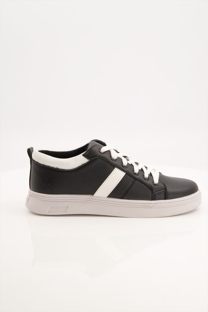 Man Pu Leather Black Sneaker