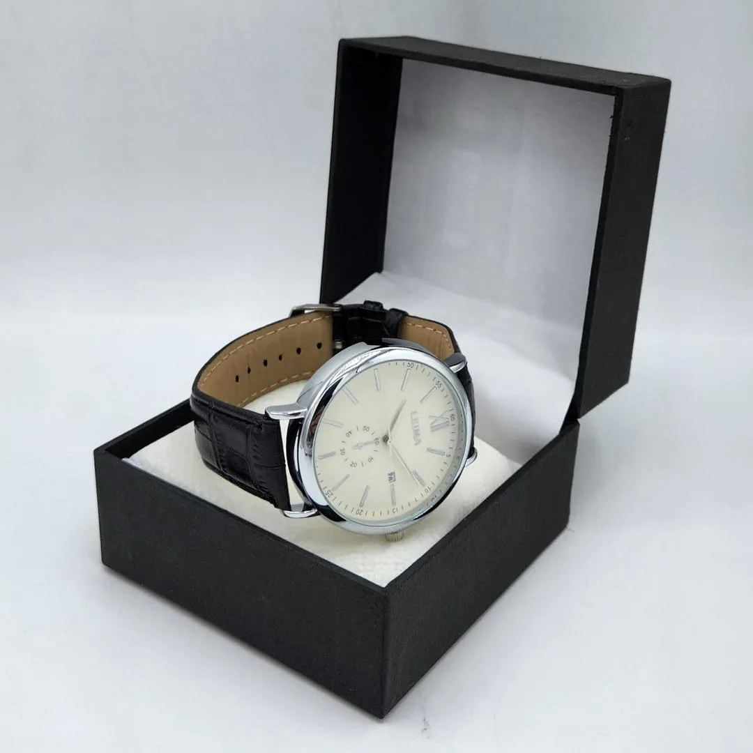 LEINA Classic Quartz Watch – Premium Design with Faux Leather Strap