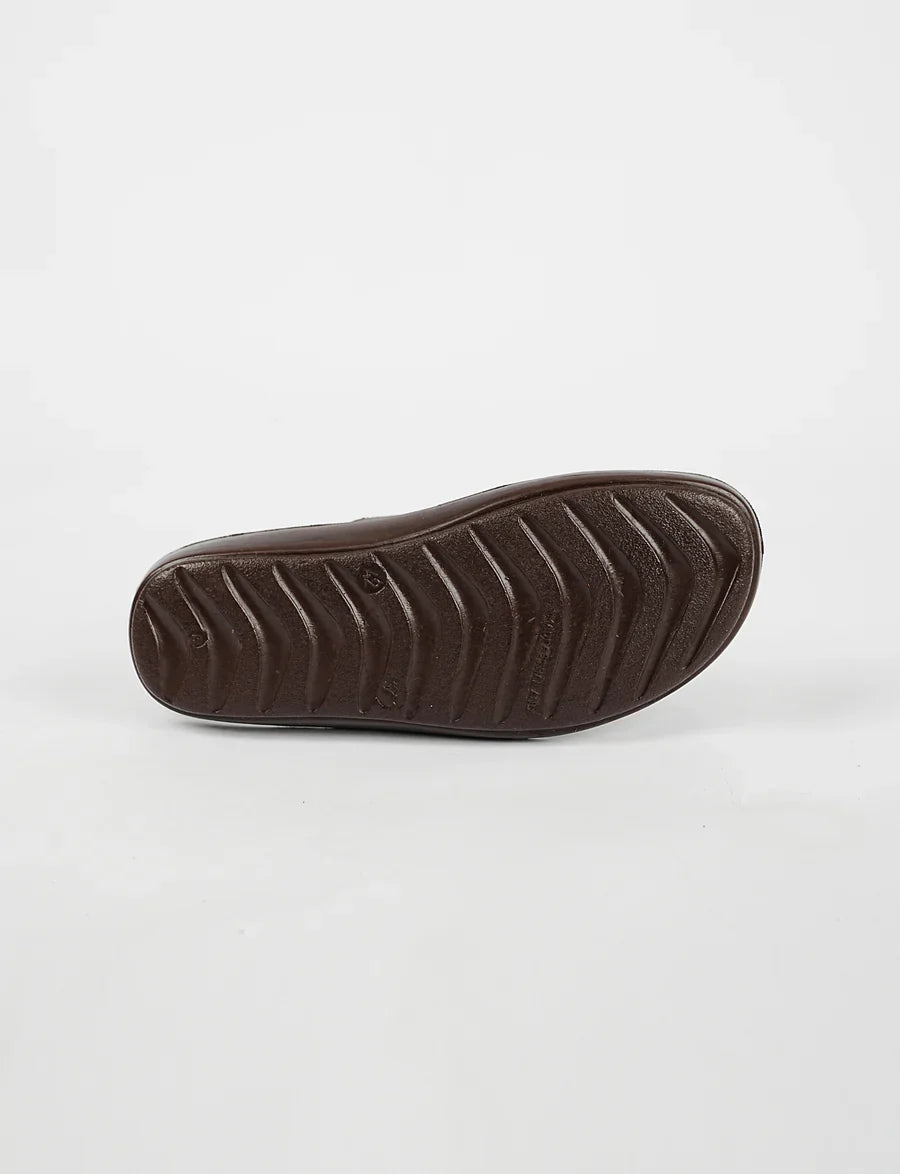 StrideMax – Premium Comfort Men’s Slipper