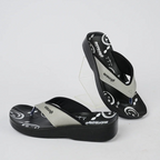 VelvetEase – Women’s Soft Comfort Daily Wear Slipper