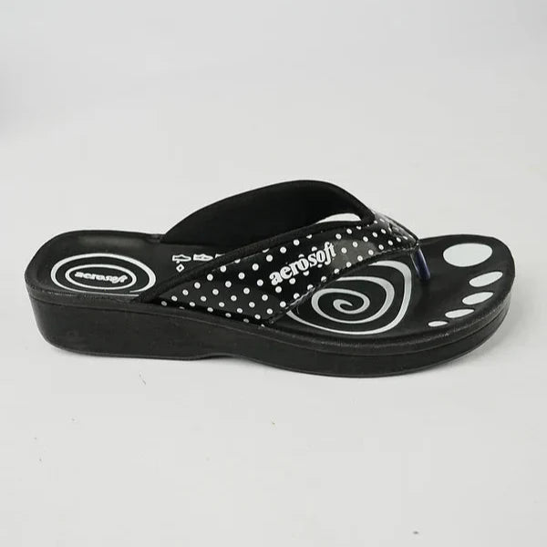 SoleCharm – Women’s Trendy Comfort Slipper