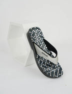 CharmEase – Women’s Everyday Comfort Slipper LA08A5