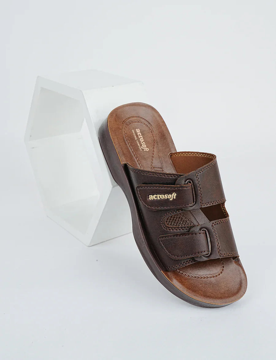 UrbanStep – Stylish Comfort Men’s Slipper