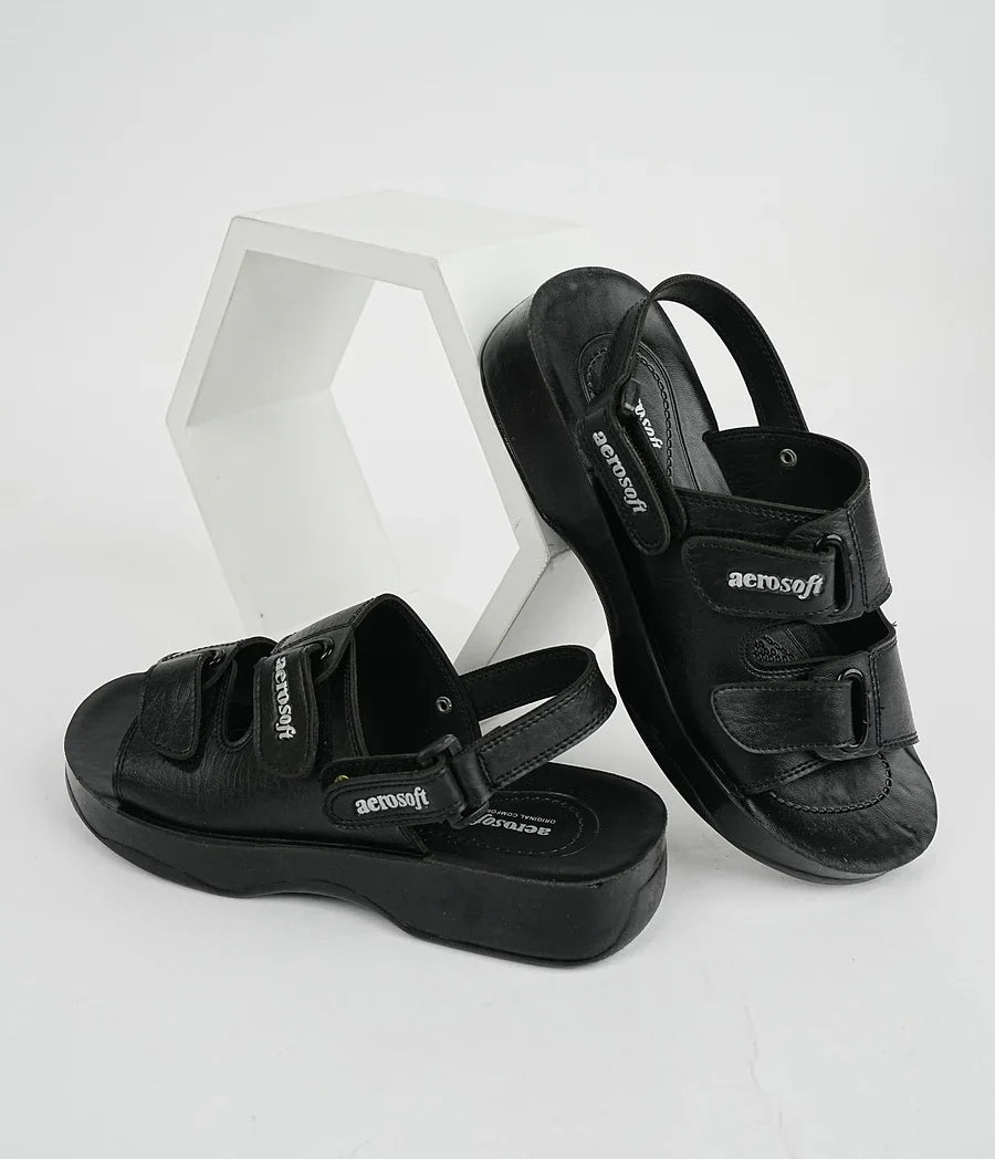 StrideFlex – Premium Men’s Stylish Sandal aerosoft  MA4812
