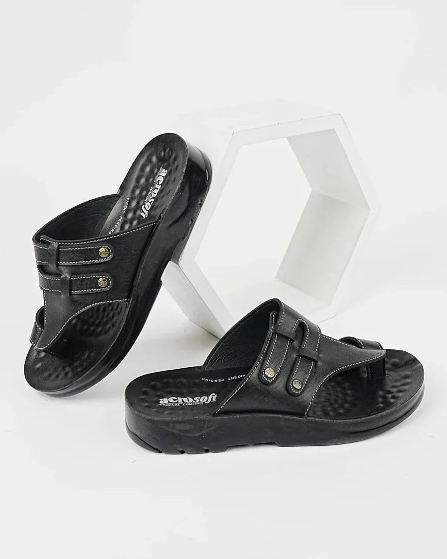 UrbanStep – Stylish Men’s Comfort Slipper