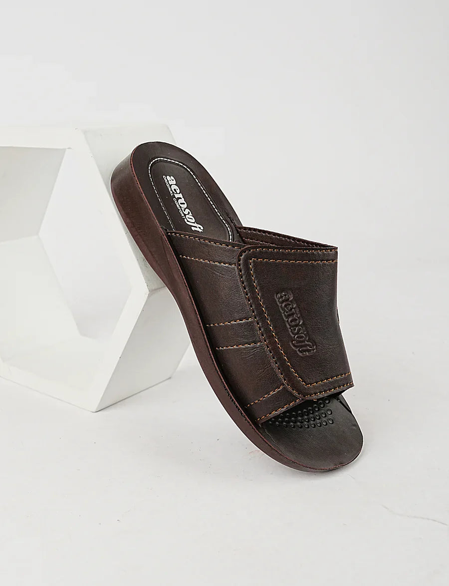 UrbanEase – Men’s Premium Comfort Slippers