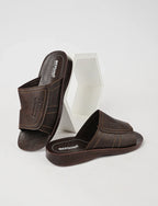 UrbanEase – Men’s Premium Comfort Slippers