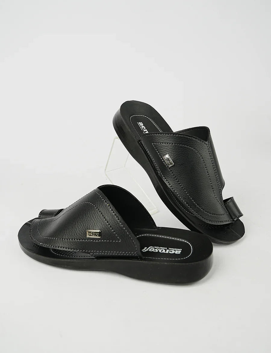 UrbanEase – Men’s Stylish Everyday Slipper