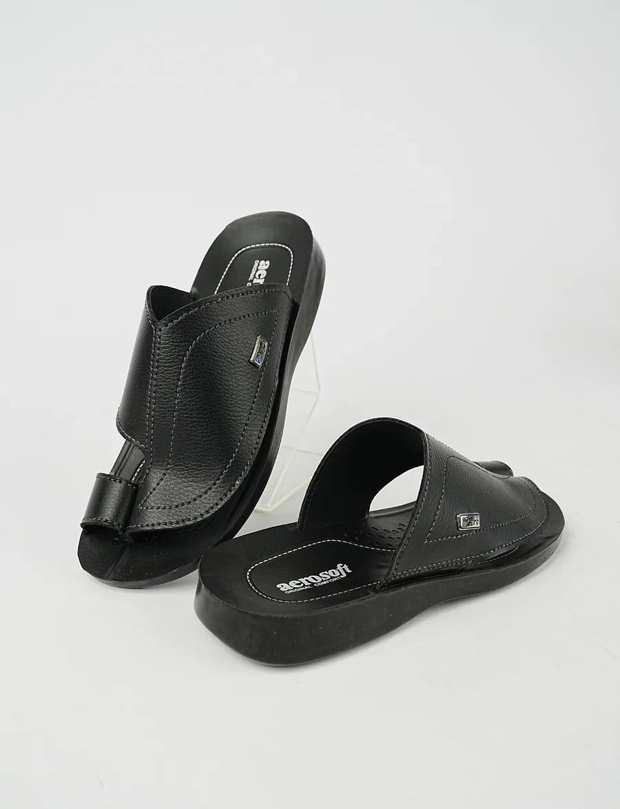 UrbanEase – Men’s Stylish Everyday Slipper