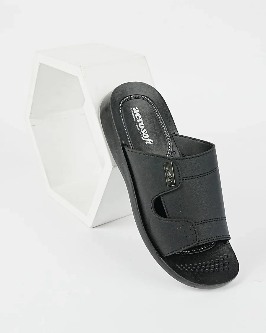 UrbanEase – Men’s Luxe Comfort Slipper
