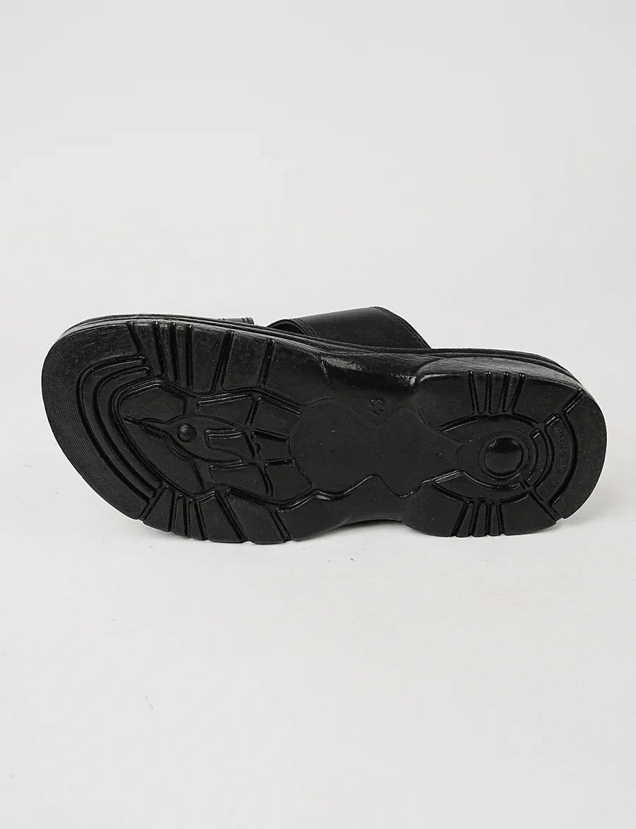 UrbanStep – Stylish & Comfortable Men’s Slipper