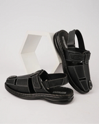 UrbanTread – Premium Men’s Sandal for Everyday Style