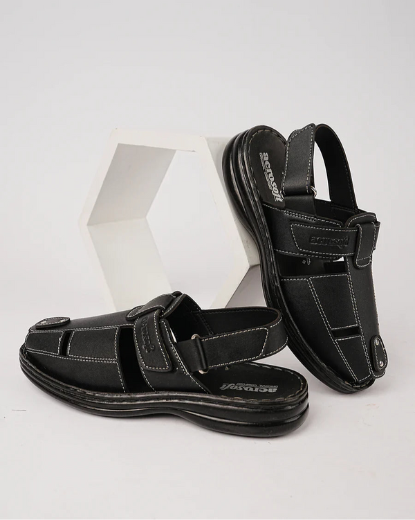 UrbanTread – Premium Men’s Sandal for Everyday Style