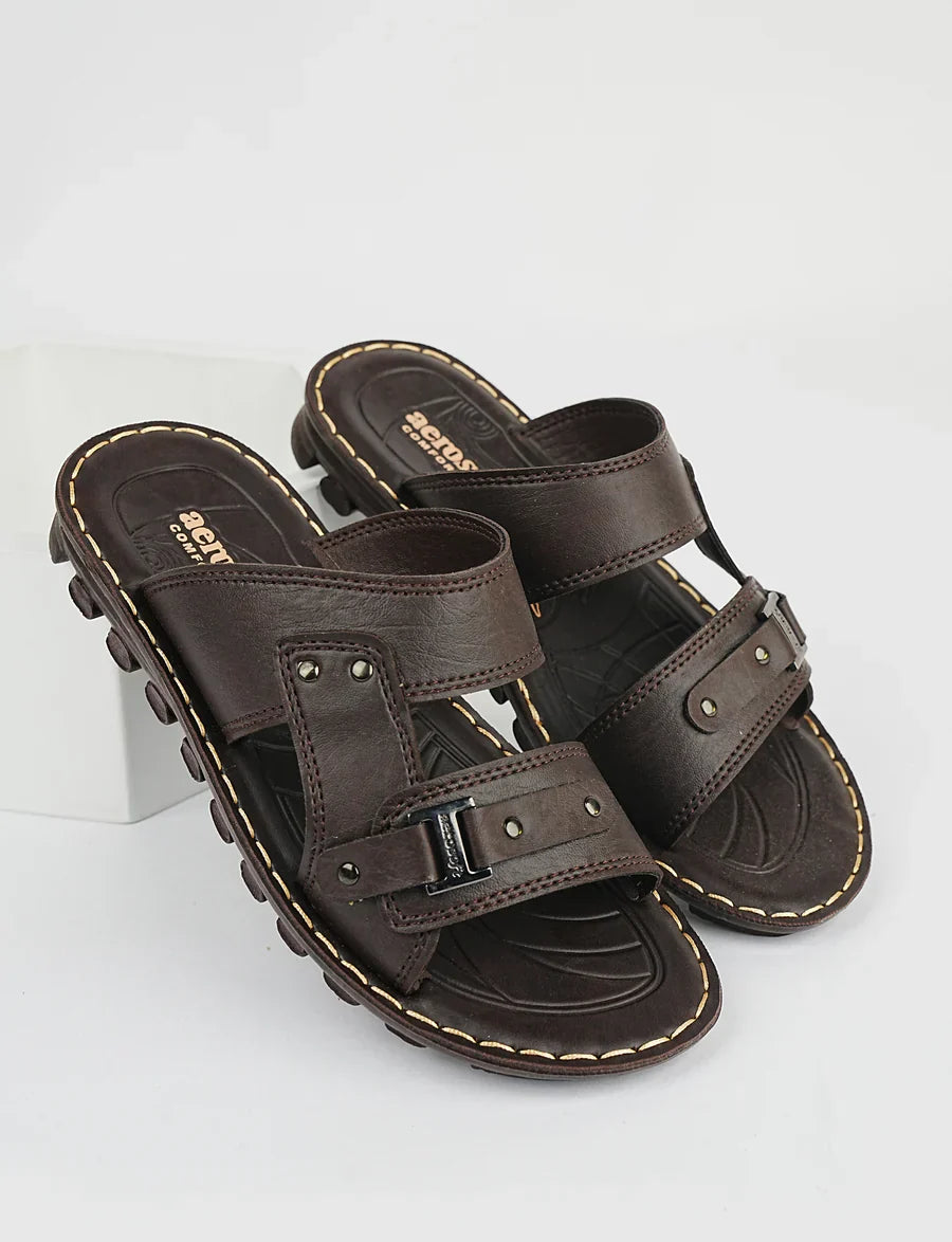 StrideEase – Premium Comfort Men’s Slipper