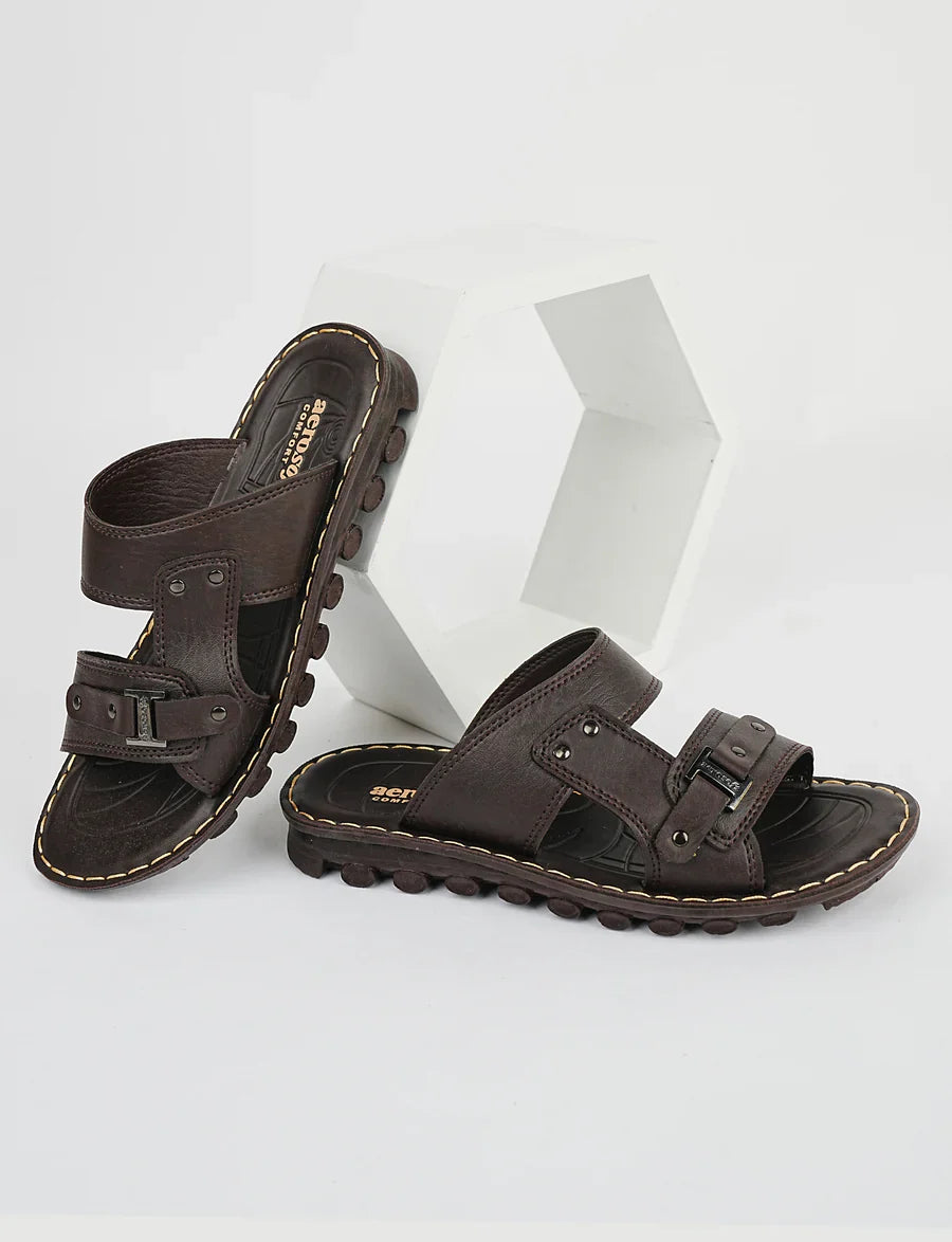 StrideEase – Premium Comfort Men’s Slipper