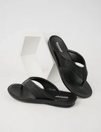 UrbanStep – Stylish Comfort Men’s Slipper