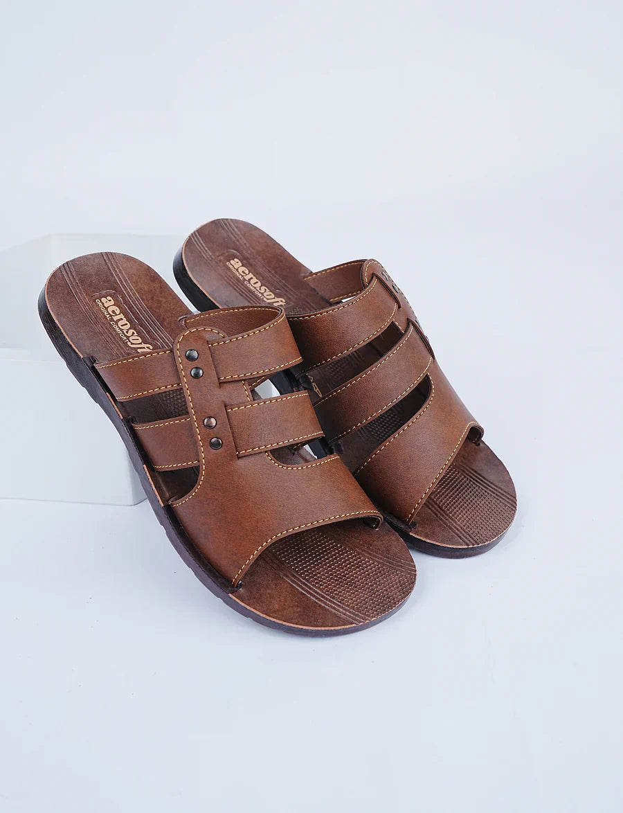 StrideMax – Premium Comfort Men’s Slipper