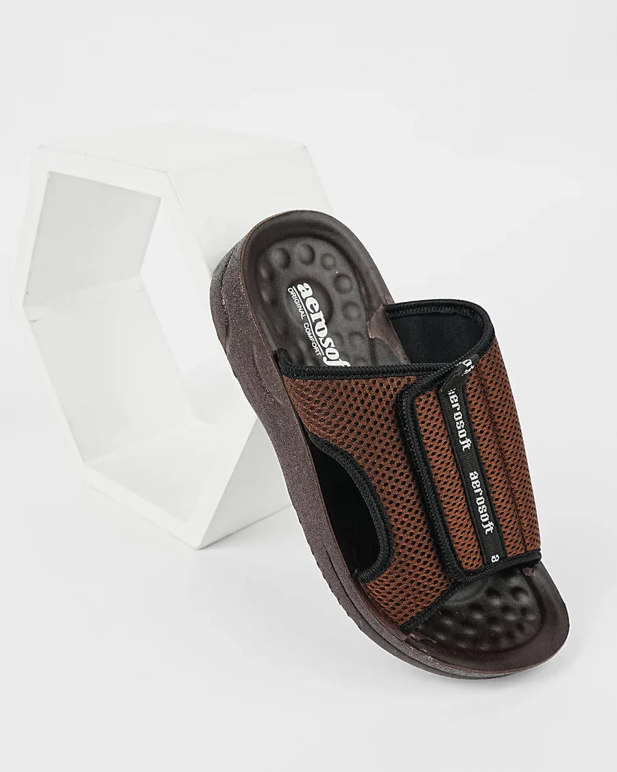 UrbanEase – Men’s Everyday Comfort Slipper