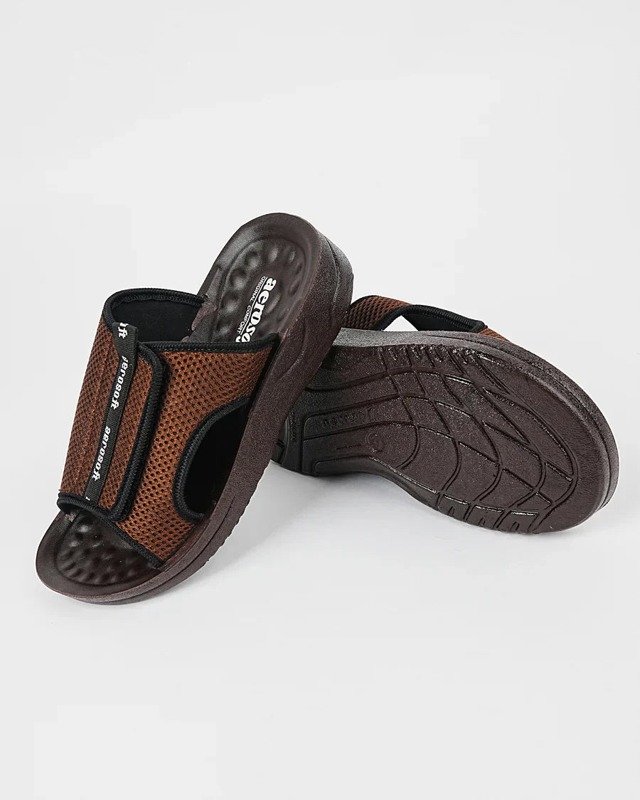 UrbanEase – Men’s Everyday Comfort Slipper