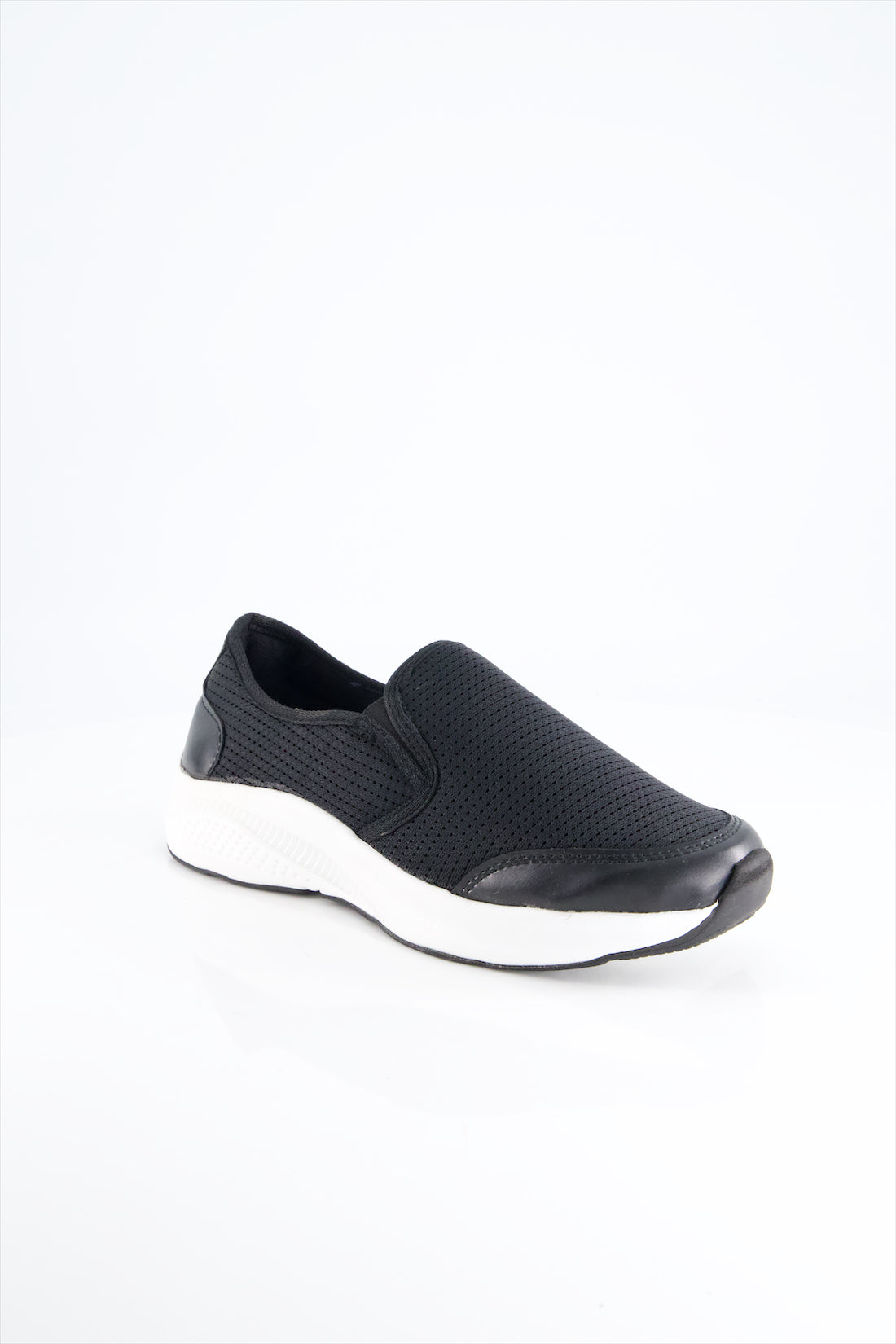 VulcaGrip Comfort – Men’s Low-Cut Memory Foam Shoes